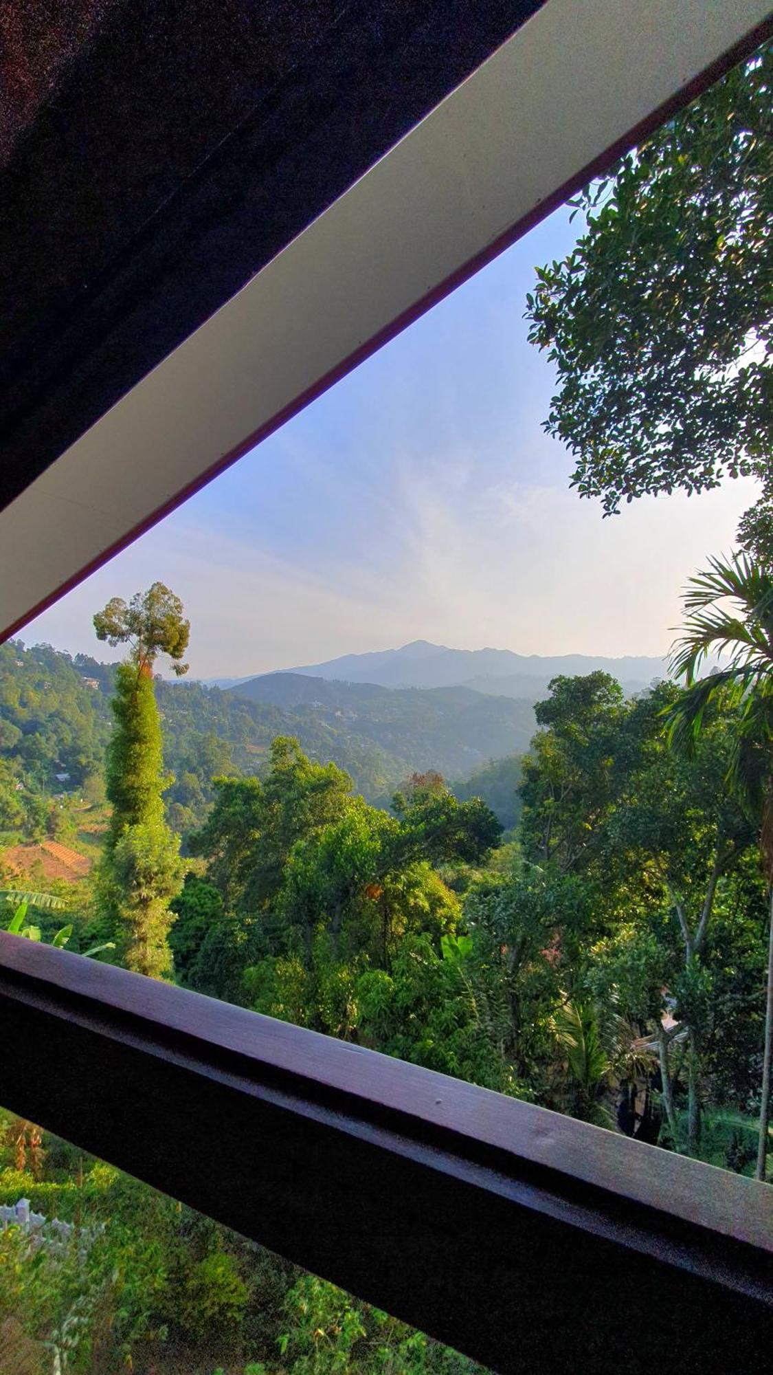 Guest Inn Avendra Ella Ngoại thất bức ảnh