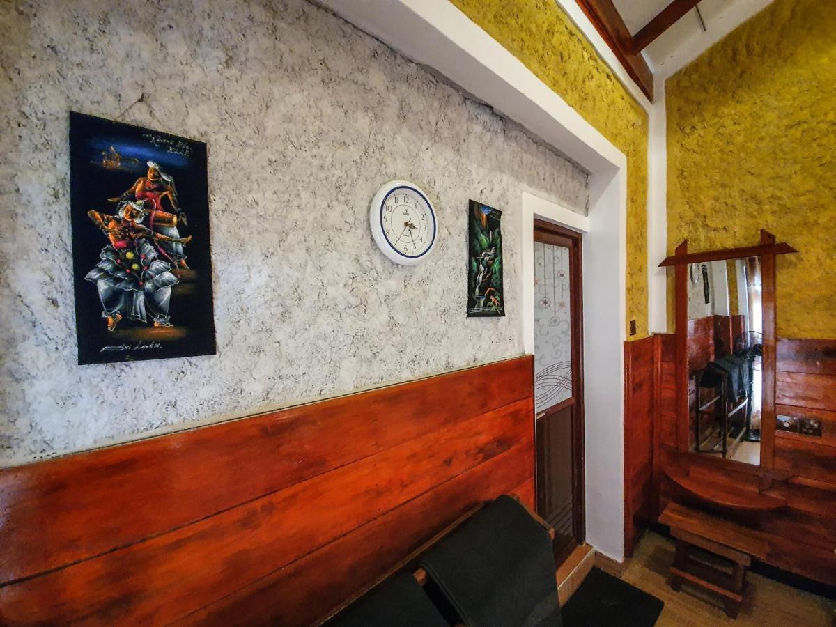 Guest Inn Avendra Ella Ngoại thất bức ảnh